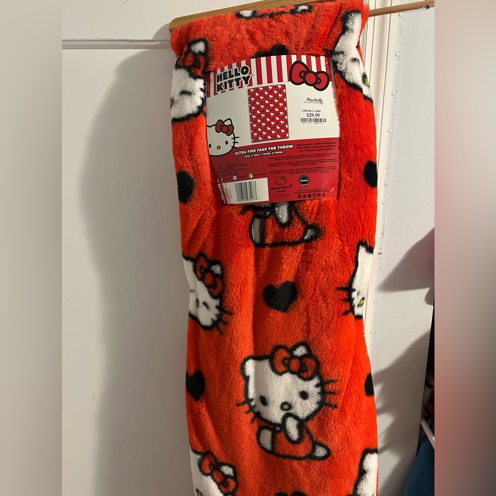 Hello Kitty Blanket - Red Hearts